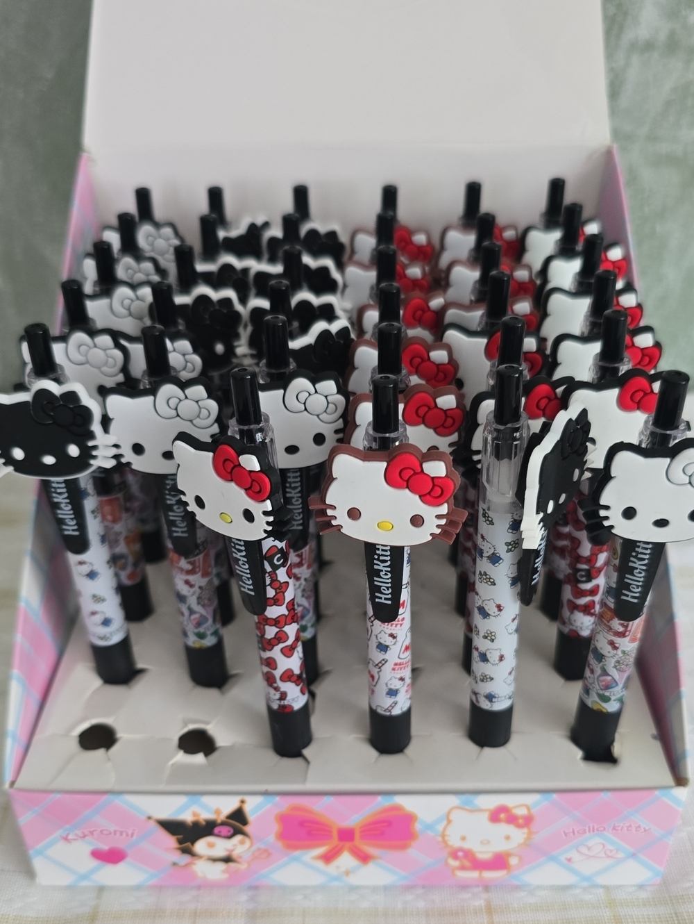 34 Sanrio Hello Kitty Multi-Color Character Black Ink Gel Pens - In Box  New